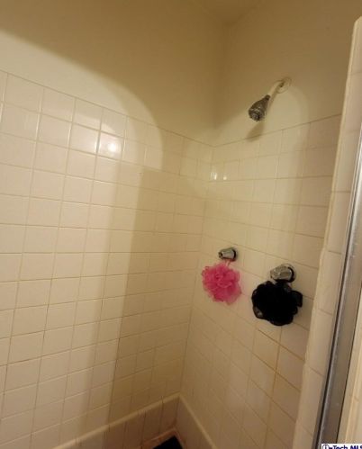 1225 Cedar St, Glendale CA  91207-1426 exterior