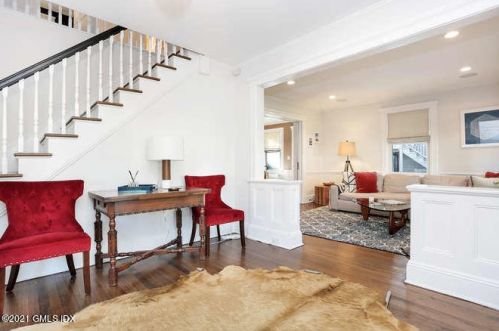 53 Ridge St, Greenwich CT  06830-6305 exterior