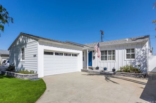 5509 142nd St, Hawthorne, CA 90250-6625