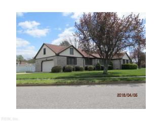 401 Crown Cres, Chesapeake, VA 23325-4305