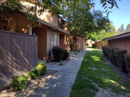 4004 Elmo Loop, Modesto, CA 95356-0136
