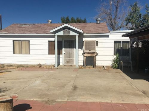 14136 Apache Trl, Cabazon, CA 92230-2101