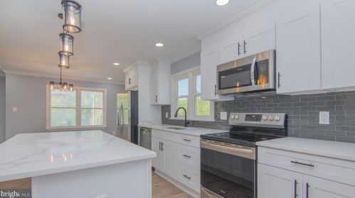 19214 Mockingbird Heights Rd, Triangle VA  22172-2207 exterior