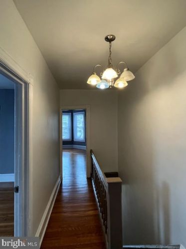 4735 Comly St, Philadelphia PA 19120-1124 exterior