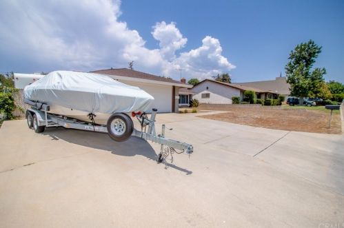 418 Ponderosa Trl, Calimesa, CA 92320-1530