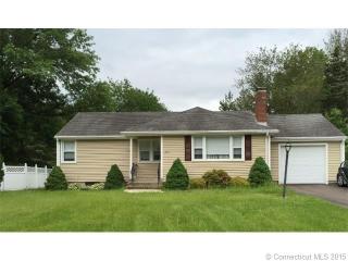 203 Pine Ln, Hartford, CT 06109-1917