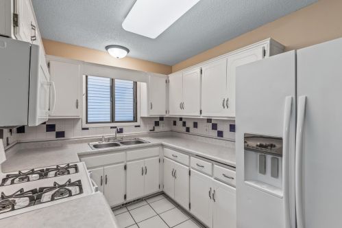 5106 148th St, Saint Paul MN  55124-6923 exterior