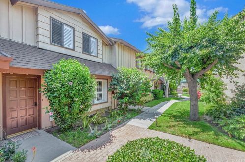 10330 Downey Ave, Downey, CA 90241-2527