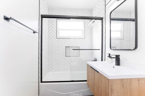 4217 Boston Ave, Glendale CA  91214-2411 exterior