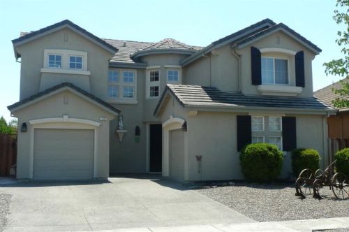 1332 Eagle Dr, Windsor CA  95492-9798 exterior