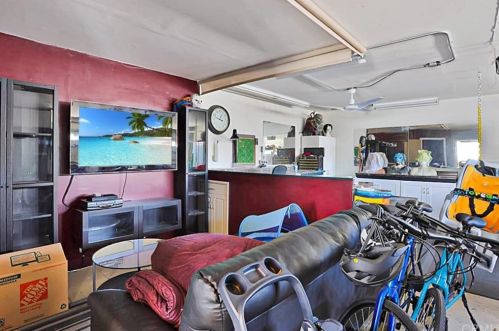 2019 Chilton Dr, Glendale CA  91201-1169 exterior