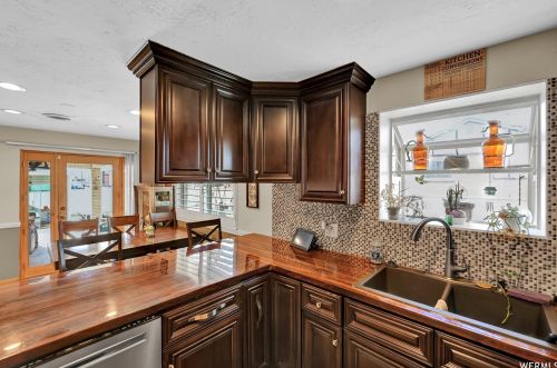 8862 1700, Sandy UT exterior