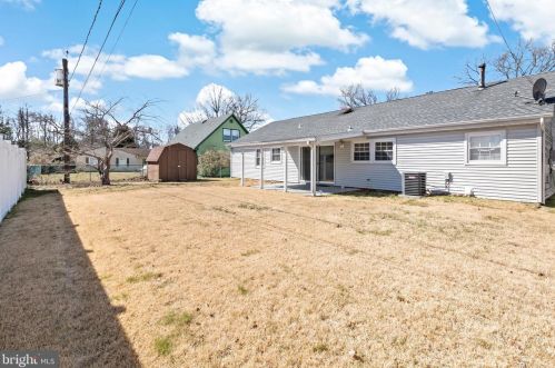 11 Efland Ln, Willingboro, NJ 08046-2212
