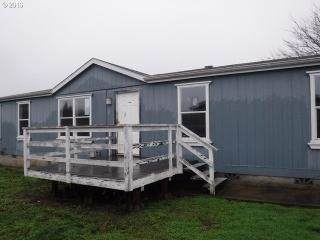 2479 Castle Ave, Roseburg, OR 97471-7141