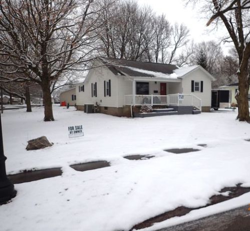 802 Sunset Dr, Allenville, IL 61951-2338
