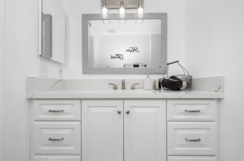 7820 Woodsboro Ave, Anaheim CA  92807-2434 exterior