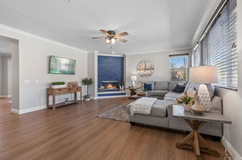 17426 Half Moon Ct, Riverside CA  92503-7055 exterior