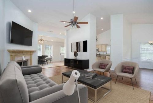 5131 Daylily Dr, Braselton, GA 30517-1231