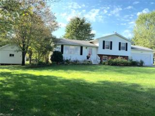 12900 Greenbrier Dr, Concord Township, OH 44024-7000