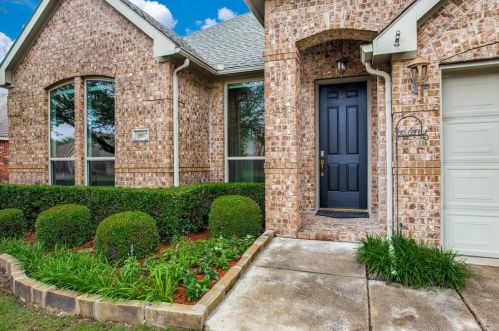 1807 Lakes Edge Blvd, Midlothian, TX 76063-4020