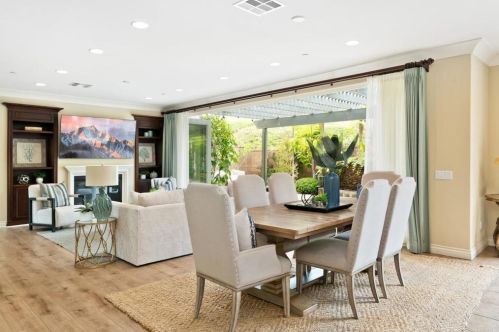 105 Coyote Brush, Irvine CA  92618-8873 exterior