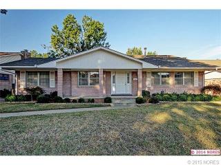 2138 Fulton Pl, Tulsa OK  74114-2250 exterior