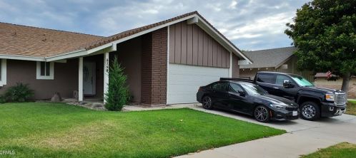 3750 Stanton Ct, Simi Valley, CA 93063-2212