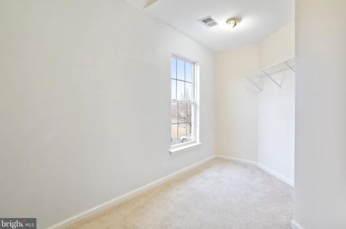 49 Pebble Beach Cir, Charles Town WV  25414-4061 exterior