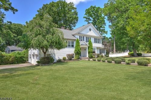 51 Woodland Ave, Town Center, NJ 07052-3609