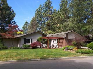 3522 Lincoln Dr, Spokane, WA 99203-1652