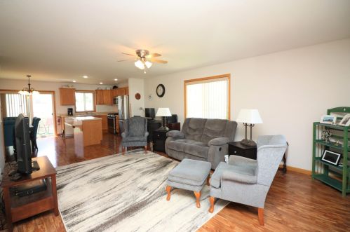 6784 23rd St, Saint Cloud, MN 56303-4787