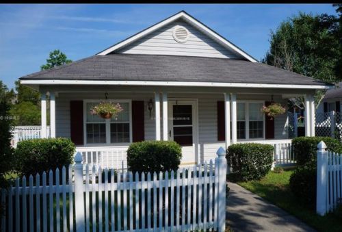 3 Spar Pole Ln, Bluffton, SC 29910-6109