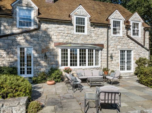 224 Old Mill Rd, Greenwich, CT 06831-2636