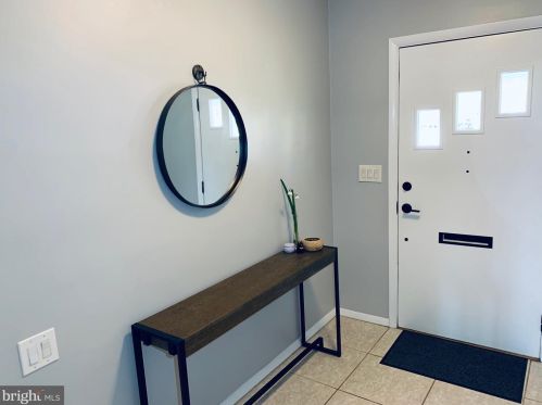 2233 Luzerne Ave, Silver Spring MD 20910-2135 exterior