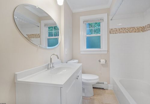 10 4th Ave, Dover NJ  07803-3239 exterior