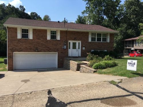 11 Brown Ave, Parkersburg, WV 26101-9090