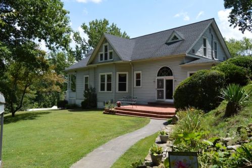 235 Highland Ave, Norton VA  24273-1909 exterior