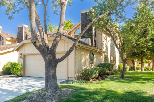 2132 Darnis Cir, Morgan Hill, CA 95037-3843