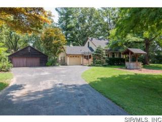 2707 Walter St, Belleville, IL 62226-6522