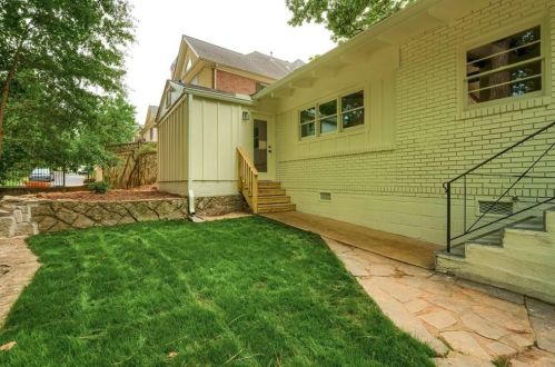 4590 Briarcliff Rd, Atlanta GA  30345-2160 exterior