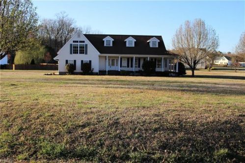 100 Hemlock Ct, Smithfield, VA 23430-2968