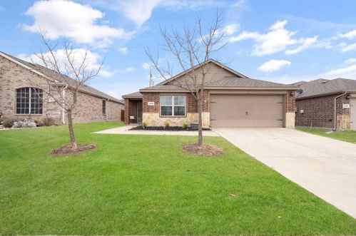 1068 Churchill Dr, Princeton TX 75407-2800 exterior