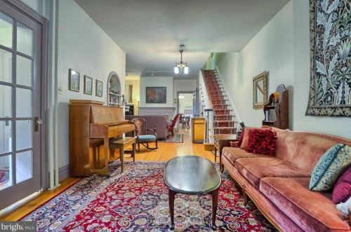 263 Walnut St, Carlisle PA  17013-3735 exterior