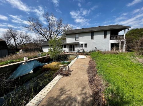 8459 Shady Grove Rd, Fort Worth TX  76182-8259 exterior