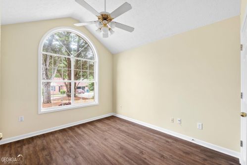 237 Oakwood Cir, Stockbridge GA  30281-6357 exterior