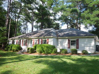 904 Laurel Dr, Vidalia, GA 30474-9214