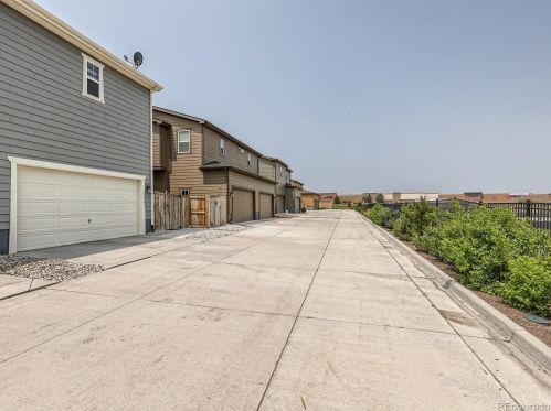 23161 Jamison Dr, Denver CO  80016 exterior