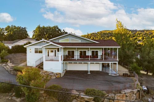 18390 Shore Dr, Middletown, CA 95467-9642