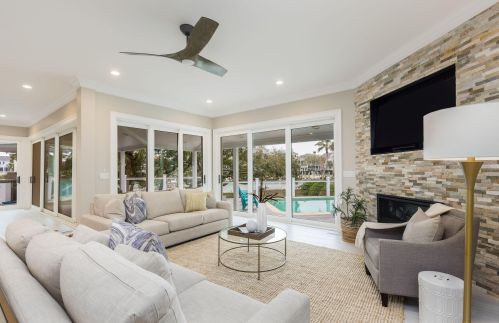 55 Waterway Island Dr, Isle Of Palms SC  29451-2728 exterior