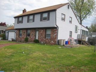 129 Meadow Lark Rd, Stratford, NJ 08084-1911